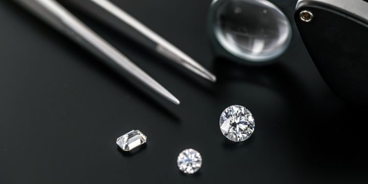 Unraveling the Radiance: Moissanite and Diamond Defined